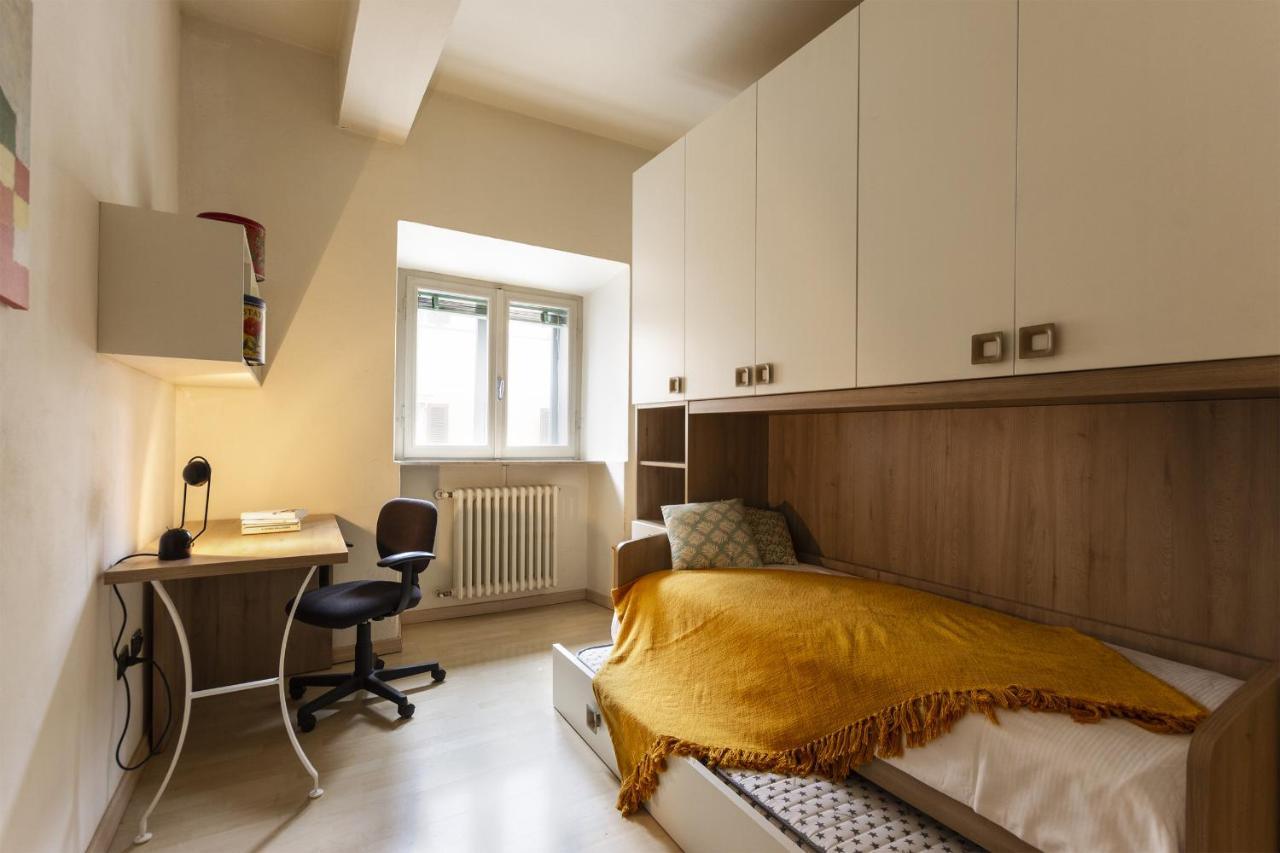 Garden Apartment - Smart Holiday Mantova Bagian luar foto